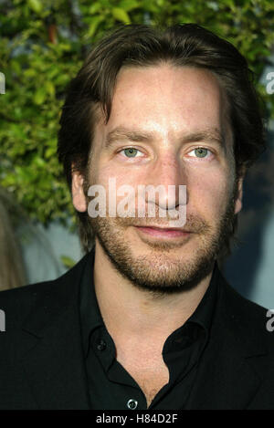 RONAN VIBERT THE CAT'S MEOW FILM PREMIERE HOLLYWOOD LOS ANGELES USA 10 April 2002 Stock Photo