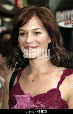 FRANKA POTENTE THE BOURNE IDENTITY WORLD PREMIERE UNIVERSAL STUDIOS BURBANK LOS ANGELES USA 06 June 2002 Stock Photo