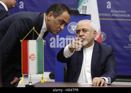 Bucharest, Romania. 9th Nov, 2016. Iranian Foreign Minister  Mohammad Javad Zarif speaks at the joint press conference with Foreign Minister of Romania, Lazar Comanescu. Credit:  Gabriel Petrescu/Alamy Live News Stock Photo