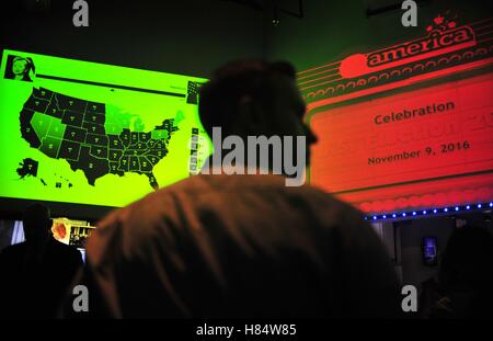 Jakarta, Indonesia. 9th Nov, 2016. People watch live broadcast of the ballot counting process of the U.S. presidential election at the U.S. Embassy's American cultural center in Jakarta, Indonesia, Nov. 9, 2016. Credit:  Zulkarnain/Xinhua/Alamy Live News Stock Photo