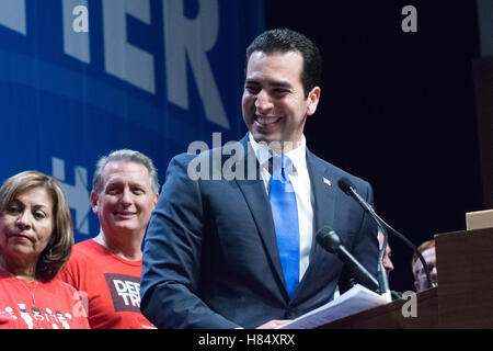 Las Vegas, USA. 08th Nov, 2016. Rubin Kihuen speaks to supports as the newly elected representative from Nevada on November 8th 2016 at the election night party at the Aria in Las Vegas, NV. Credit:  The Photo Access/Alamy Live News Stock Photo