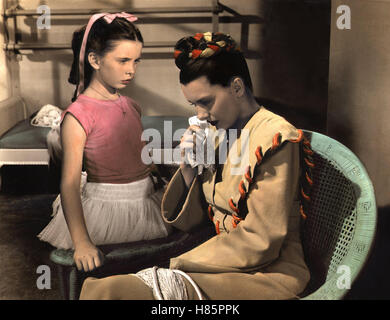 Tanz ohne Ende, (THE UNFINISHED DANCE) USA 1947, Regie: Henry Koster, MARGARET O'BRIEN + CYD CHARISSE Stock Photo