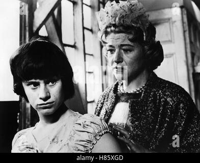 Rita Tushingham, Dora Bryan, 