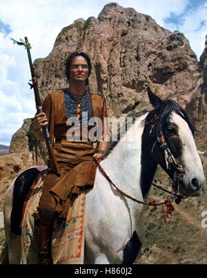 Kopfgeld: Ein Dollar, (NAVAJO JOE) IT-SP 1966, Regie: Sergio Corbucci, BURT REYNOLDS, Stichwort: Indianer, Pferd, Gewehr, Reiter Stock Photo