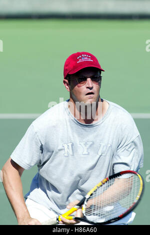 MATTHEW PERRY 1ST CELEBRITY TENNIS CLASSIC BEVERLY HILLS COUNTRY CLUB BEVERLY HILLS LA USA 21 September 2002 Stock Photo