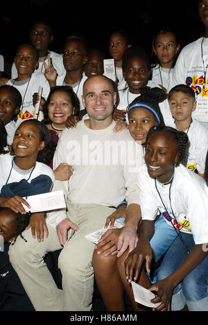 ANDRE AGASSI 7TH ANDRE AGASSI GRAND SLAM FOR CHILDREN PRE SHOW MGM GRAND LAS VEGAS USA 28 September 2002 Stock Photo