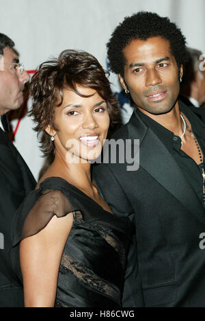 HALLE BERRY & ERIC BENET 15TH CAROUSEL OF HOPE BALL BEVERLY HILTON