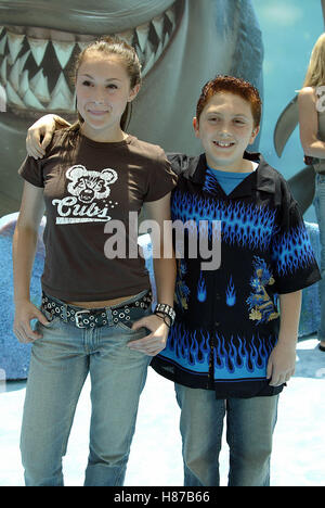 ALEXA VEGA & DARYL SABARA FINDING NEMO WORLD PREMIERE HOLLYWOOD LOS ANGELES USA 18 May 2003 Stock Photo