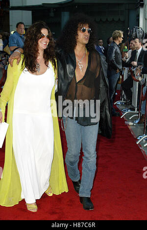 SLASH & WIFE THE ITALIAN JOB WORLD PREMIER GRAUMAN'S CHINESE THEATRE HOLLYWOOD USA 27 May 2003 Stock Photo