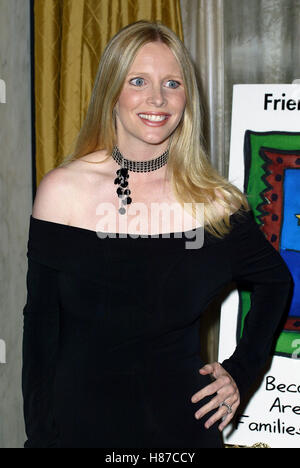 LAURALEE BELL 7TH FRIENDS OF THE FAMILY FUN REGENT BEVERLY WILSHIRE HOTEL BEVERLY HILLS USA 30 May 2003 Stock Photo