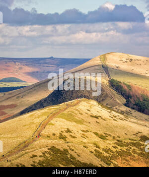 Looking along the Great Ridge to Hollins Cross Back Tor and Lose Hill from below Mam Tor in the Derbyshire Peak District Stock Photo