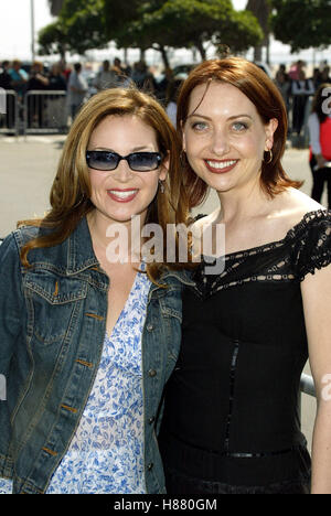 JENNIFER WESTFELDT & HEATHER JUERGENSEN 18TH INDEPENDENT SPIRIT AWARDS SANTA MONICA BEACH SANTA MONICA LOS ANGELES USA 22 Mar Stock Photo