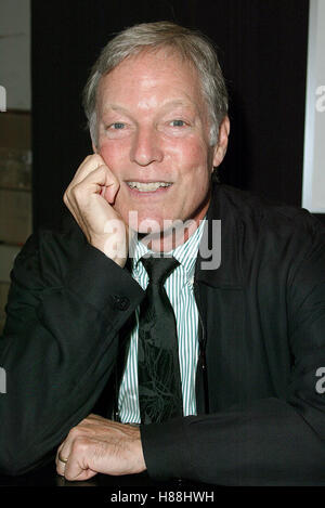 RICHARD CHAMBERLAIN SHATTERED LOVE BOOK SIGNING BOOK SOUP WEST HOLLYWOOD USA 09 June 2003 Stock Photo