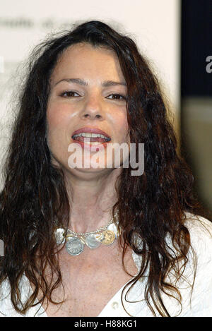 FRAN DRESCHER ARTISTS AGAINST CALIFORNIA GOV ACTORS GANG THEATRE LOS ANGELES USA 23 June 2003 Stock Photo