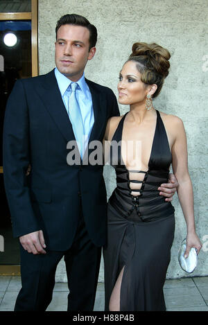 BEN AFFLECK & JENNIFER LOPEZ GIGLI FILM PREMIERE WESTWOOD LOS ANGELES USA 27 July 2003 Stock Photo