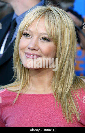 HILARY DUFF 2003 TEEN CHOICE AWARDS UNIVERSAL AMPHITHEATRE LOS ANGELES USA 02 August 2003 Stock Photo