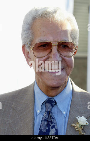 Bob uecker hi-res stock photography and images - Alamy