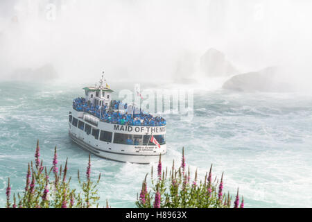 Maid Of The Mist Boat Niagara Falls New York USA // The Maid of the