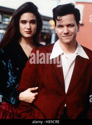 Kevin's Cousin allein im Supermarkt, (CAREER OPPORTUNITIES) USA 1991, Regie: Bryan Gordon, JENNIFER CONNELLY, FRANK WHALEY Stock Photo