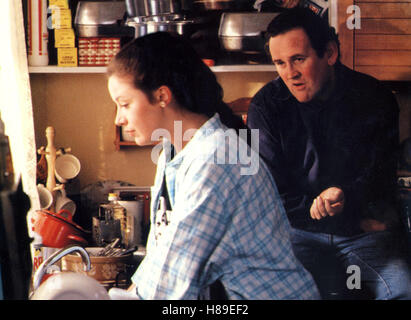 The Snapper, (THE SNAPPER) GB 1993, Regie: Stephen Frears, TINA KELLEGHER, COLM MEANEY, Stichwort: Küche Stock Photo