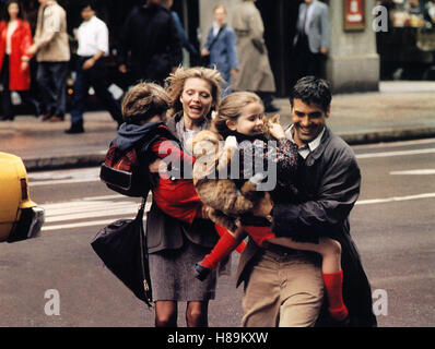 Tage wie dieser ..., (ONE FINE DAY) USA 1997, Regie: Michael Hoffman, ALEX D. LINZ, MICHELLE PFEIFFER, MAE WHITMAN, GEORGE CLOONEY, Stichwort: Straße Stock Photo