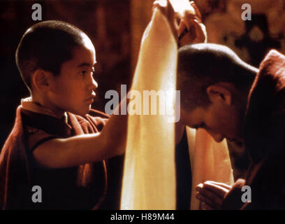 Kundun, (KUNDUN) USA 1997, Regie: Martin Scorsese, TULKU JAMYANG KUNGA TENZIN (li) Stock Photo