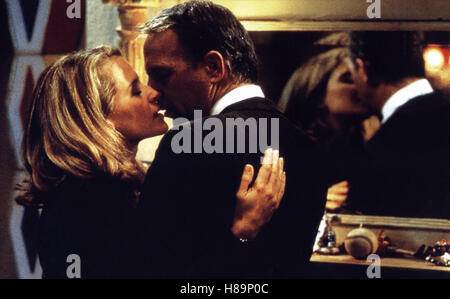 Kelly Preston & Kevin Costner Characters: Jane Aubrey, Billy Chapel Film: For  Love Of The Game (