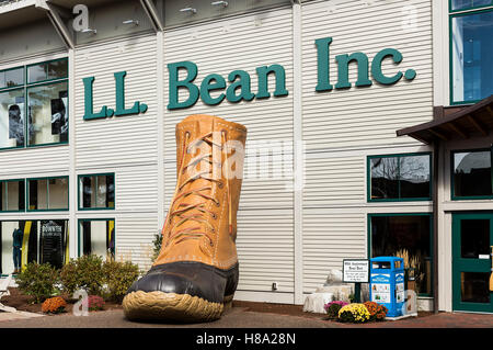 LL Bean flagship store, Freeport, Maine, USA. Stock Photo