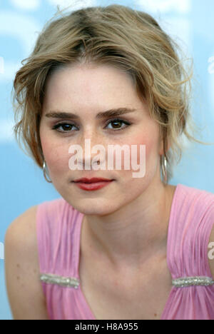ALISON LOHMAN MATCHSTICK MEN PHOTOCALL 29TH DEAUVILLE FILM FESTIVAL