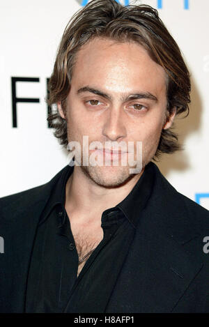 STUART TOWNSEND MONSTER WORLD PREMIERE CINERAMA DOME HOLLYWOOD LA USA 16 November 2003 Stock Photo