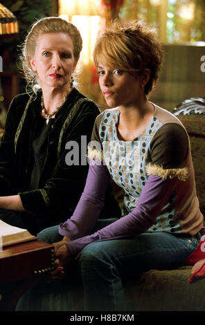 Catwoman, (CATWOMAN) USA 2004, Regie: Pitof, FRANCES CONROY, HALLE BERRY Stock Photo