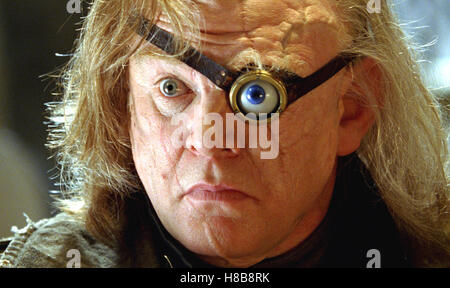 Harry Potter und der Feuerkelch, (HARRY POTTER AND THE GOBLET OF FIRE) GB-USA 2005, Regie: Mike Newell, BRENDAN GLEESON, Key: Glasauge Stock Photo