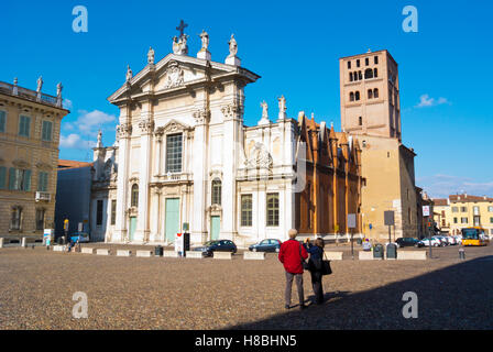 Duomo, cathedral church, Piazza Sordello, Mantua, Lombardy, Italy Stock Photo