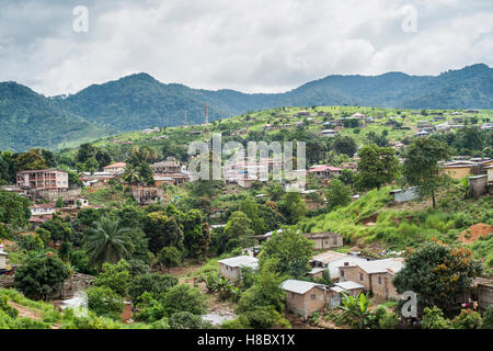 Houses on a hill in the Waterloo area, Sierra Leone Stock Photo