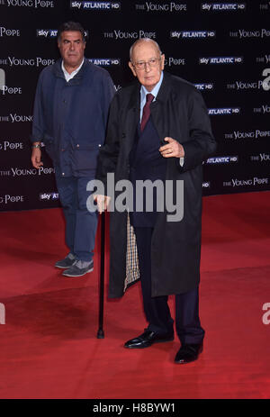 Giorgio Napolitano attending the photocall and preview screening of 'The Young Pope,' at The Space Cinema Moderno in Rome, Italy.  Featuring: Giorgio Napolitano Where: Rome, Italy When: 09 Oct 2016 Credit: IPA/WENN.com  **Only available for publication in Stock Photo