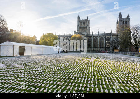 College Green, Bristol, UK. 11th Nov, 2016. 19240 Shrouds of the Somme, an installation by Somerset artist Rob Heard is displayed in front of the Cathedral on College Green in Bristol on Armistice Day 2016. Each shroud represents a life lost on the first day of the Battle of the Somme (1st July 1916). Credit:  Carolyn Eaton/Alamy Live News Stock Photo