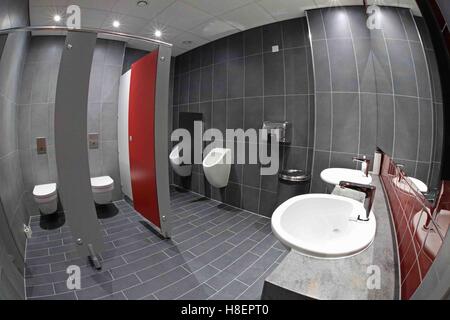 Mens bathroom hi-res stock photography and images - Alamy