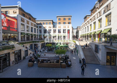 Promenade Sainte-Catherine Shopping Area In Bordeaux Stock Photo - Alamy