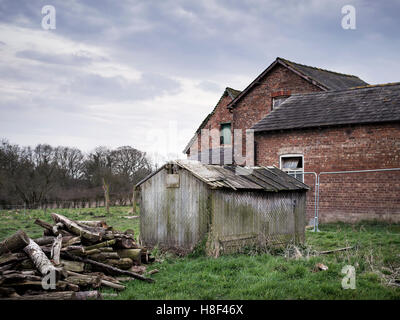 an old derelict fallen down shed in the countryside Stock Photo