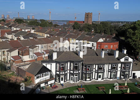 The Mersey Hotel, Widnes West Bank, Cheshire, England, UK Stock Photo