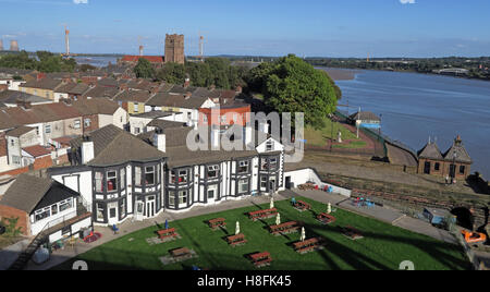 The Mersey Hotel, Widnes West Bank, Cheshire, England, UK Stock Photo