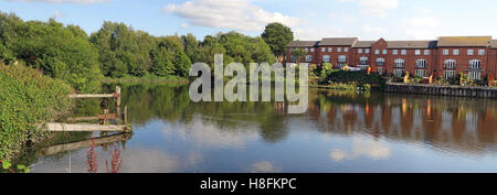 Housing at Walton Lock, Warrington, Cheshire, England, UK Stock Photo