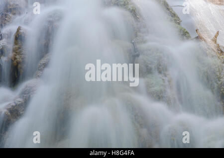 FORET DE ST PONS, CASCADE DU GOUR DE L'OULE, GEMENOS BDR 13 FRANCE Stock Photo