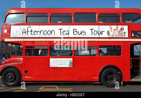 London, England, UK. Afternoon Tea Bus Tour Stock Photo