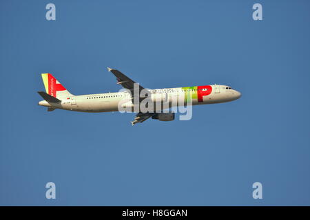 TAP Portugal Airbus A321-200 CS-TJE departing from London Heathrow Airport, UK Stock Photo