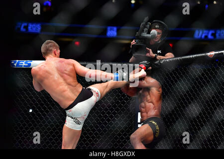 New York, NY, USA. 12, NOV, 2016. Tyron 'The Chosen One' Woodley  and Stephen 'Wonderboy' Thompson during UFC 205 at Madison Square Garden. Credit:  Jason Silva/ Alamy Live News Stock Photo