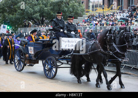 Aldermen travelling in a horse-drawn carriage, Lord Mayor's Show 2016, London, UK Stock Photo