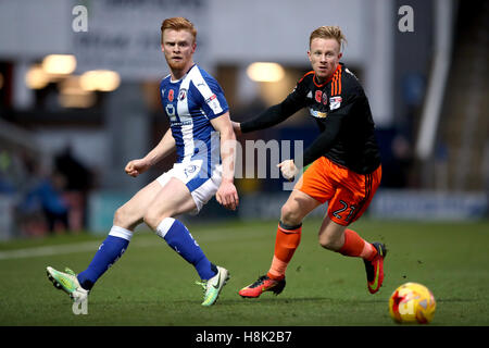 Chesterfield's Liam O'Neil (left) and Sheffield United's Mark Duffy (right) battle for the ball during the Sky Bet League One match at the Proact Stadium, Chesterfield. Stock Photo