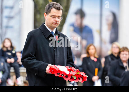 Belfast, Northern, Ireland. 13th Nov, 2016. Secretary of State for Northern Ireland, James Brokenshire, lays a wreath at the Remembrance Sunday service at Belfast City Hall Cenotaph. Credit:  Stephen Barnes/Alamy Live News Stock Photo