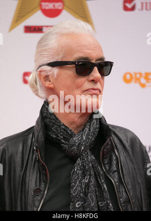 Tokyo, Japan - British musician Jimmy Page poses for photographers on the red carpet during the Classic Rock Awards 2016 at Ryougoku Kokugikan Stadium in Tokyo, Japan on November 11, 2016. (Photo by AFLO) Stock Photo